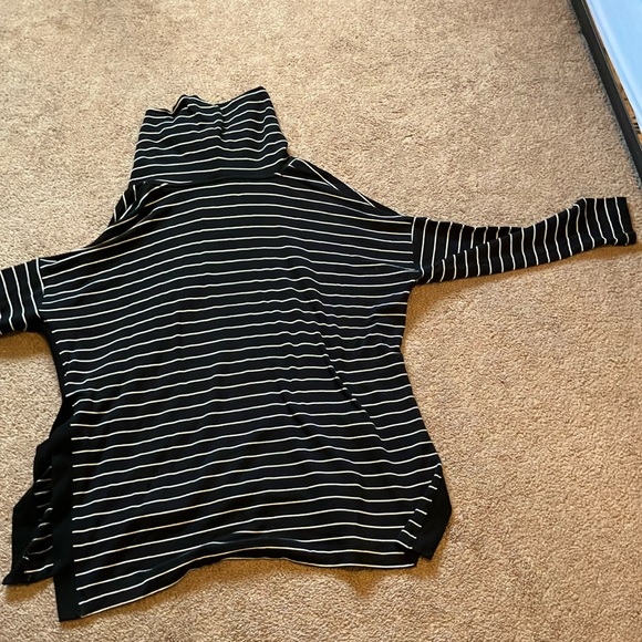 Lou & Grey Striped Turtle Neck Long Sleeve - Picture 3 of 4